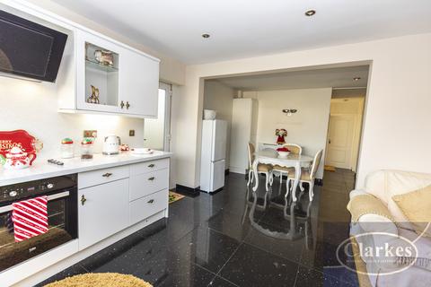 38 Bascott Road, Bournemouth, BH11 8RJ