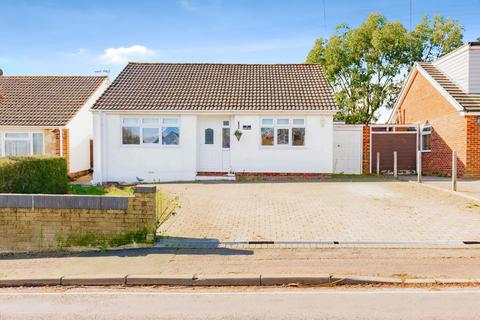 3 bedroom detached bungalow for sale, Hobb Lane, Southampton SO30