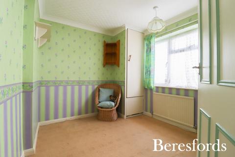 1b Acacia Gardens, Upminster, RM14 1HS