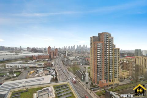 1 bedroom flat for sale, Headwater Point, Dipper Drive, Borough Of Tower Hamlets, E3