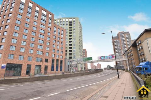 1 bedroom flat for sale, Headwater Point, Dipper Drive, Borough Of Tower Hamlets, E3