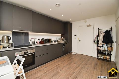 1 bedroom flat for sale, Headwater Point, Dipper Drive, Borough Of Tower Hamlets, E3