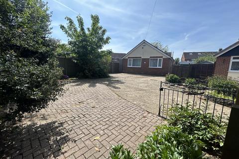 3 bedroom detached bungalow for sale, Millhams Close, Bournemouth, BH10 7