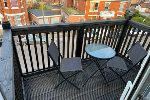 2 bedroom flat for sale, Park Lodge, Bournemouth, BH5 1