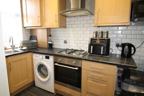 3 bedroom terraced house for sale, Wheat Street, Ingrow, Keighley, BD22