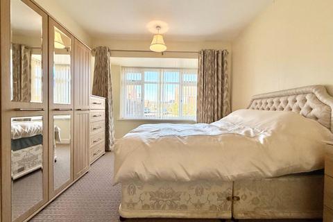 148 Dodworth Road, Barnsley, S70 6PB