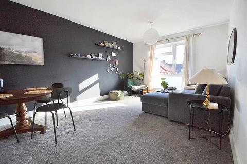 1 bedroom flat for sale, Winchester