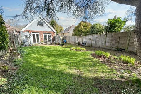 2 bedroom detached bungalow for sale, Fernheath Road, Bournemouth, BH11 8