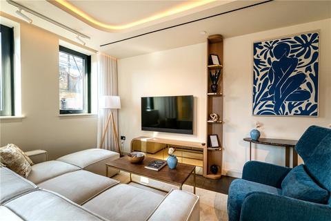 3 bedroom apartment to rent, Fareham Street, London, W1F
