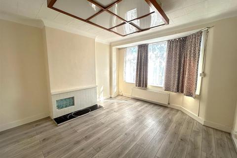 3 bedroom house to rent, Park View Road, London N17