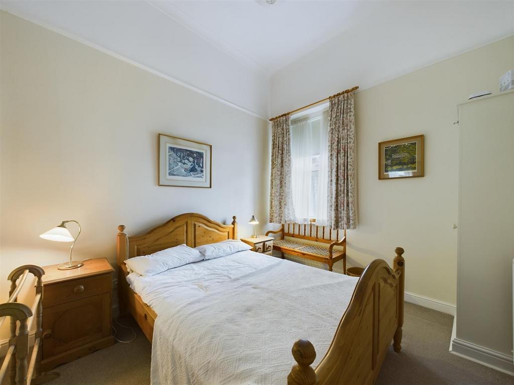 CAM03358 G0-PR0095-STILL016.jpg