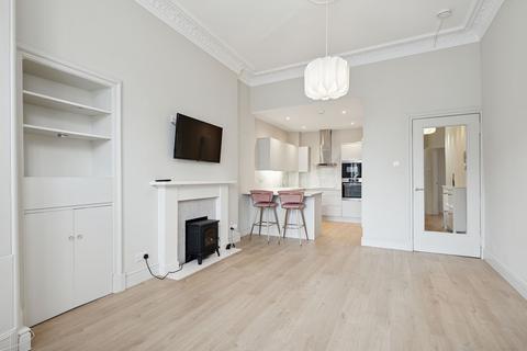 5/2 Bowhill Terrace, Edinburgh, EH3 5QY