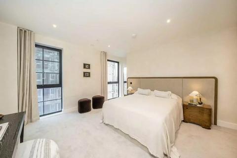 3 bedroom flat for sale, Graphite Square, Jonathan Street, Vauxhall, SE11