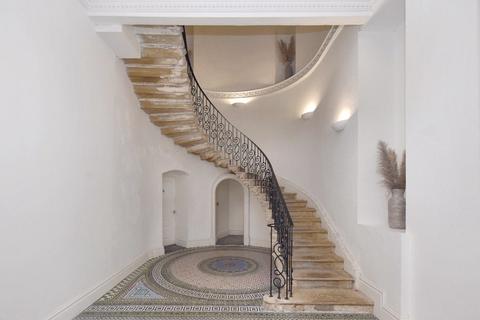 2 bedroom apartment for sale, Flat C Cliff House, Cliff Oaks, Fawcett Lane, Leeds, West Yorkshire