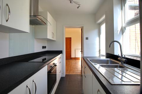 2 bedroom terraced house for sale, Northcote Road