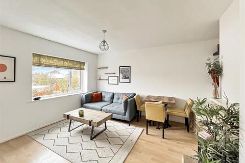 18 Cedar Close, Oldland Common, Bristol, BS30 9PY