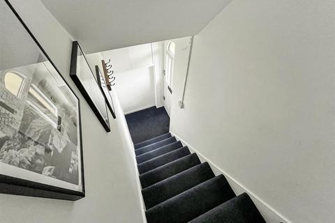 18 Cedar Close, Oldland Common, Bristol, BS30 9PY