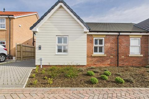 2 bedroom semi-detached bungalow for sale, Banks Close, Bridlington