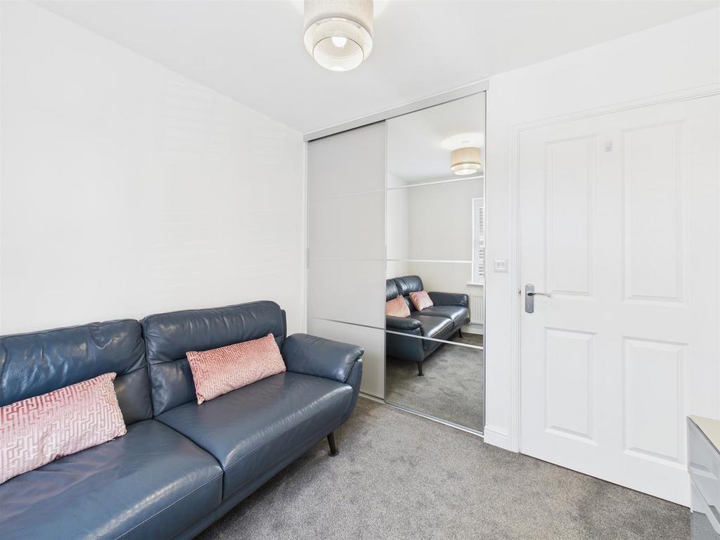 Bedroom: