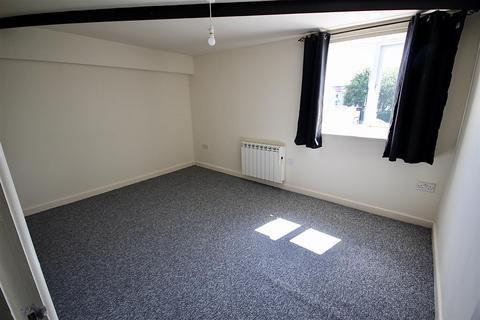 1 bedroom flat to rent, Hobley Drive, Swindon