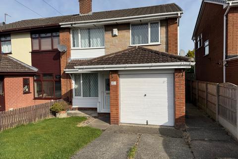 3 bedroom semi-detached house for sale, Crossdale Road, Hindley Green, WN2 4QY