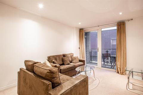 1 bedroom flat to rent, Battersea Park Road, Battersea Park, London