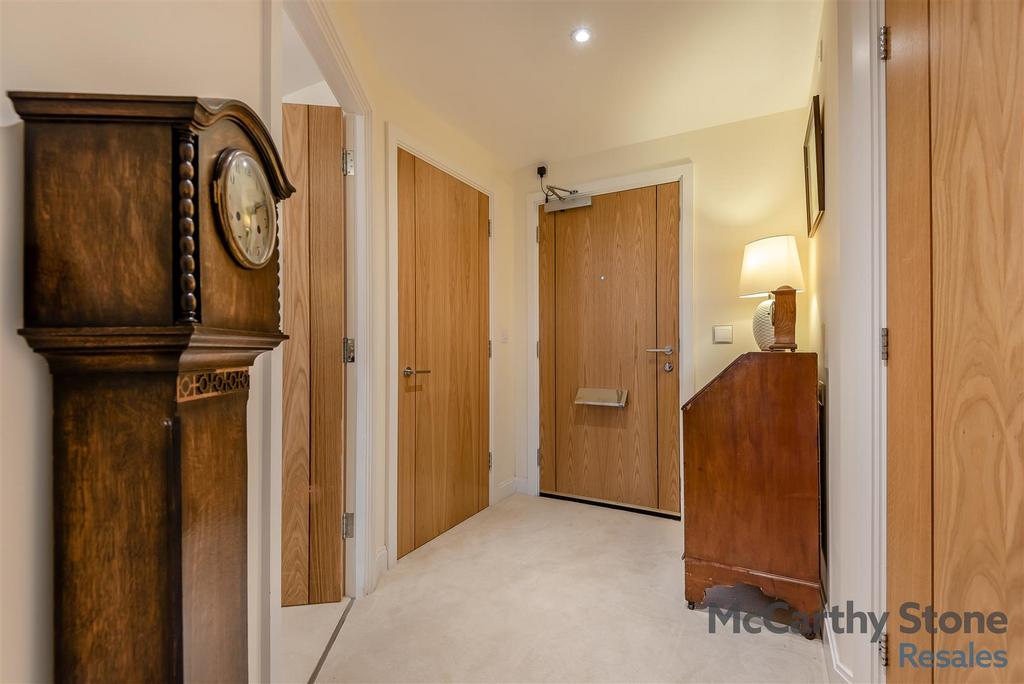 8636855-interior11.jpg