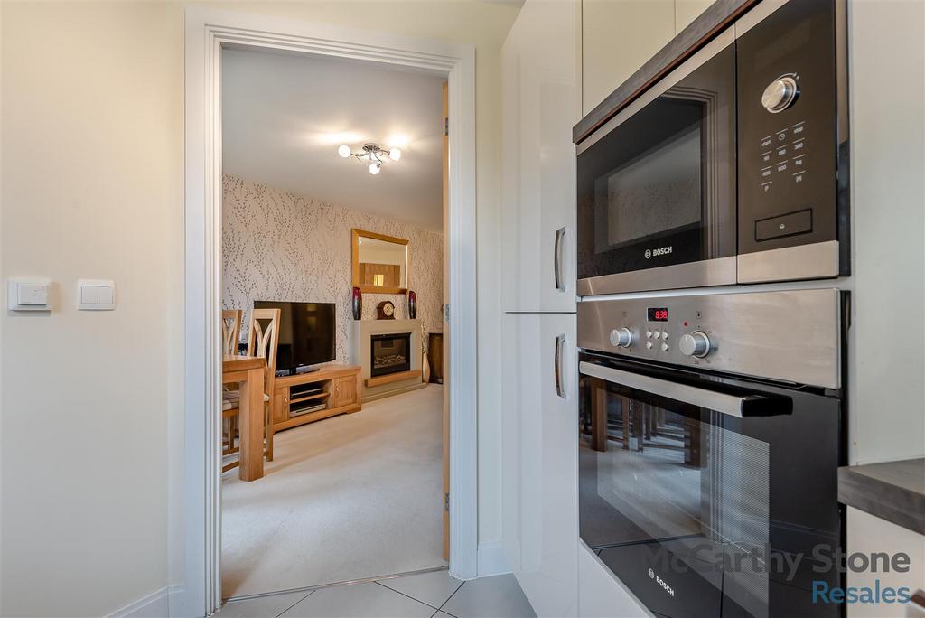 8636855-interior08.jpg