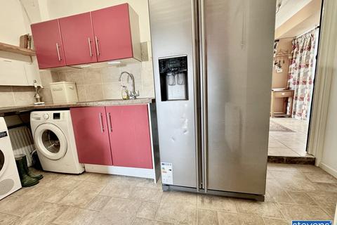 Copper Beeches, 11 Bouchiers Close, North Tawton, EX20 2DB