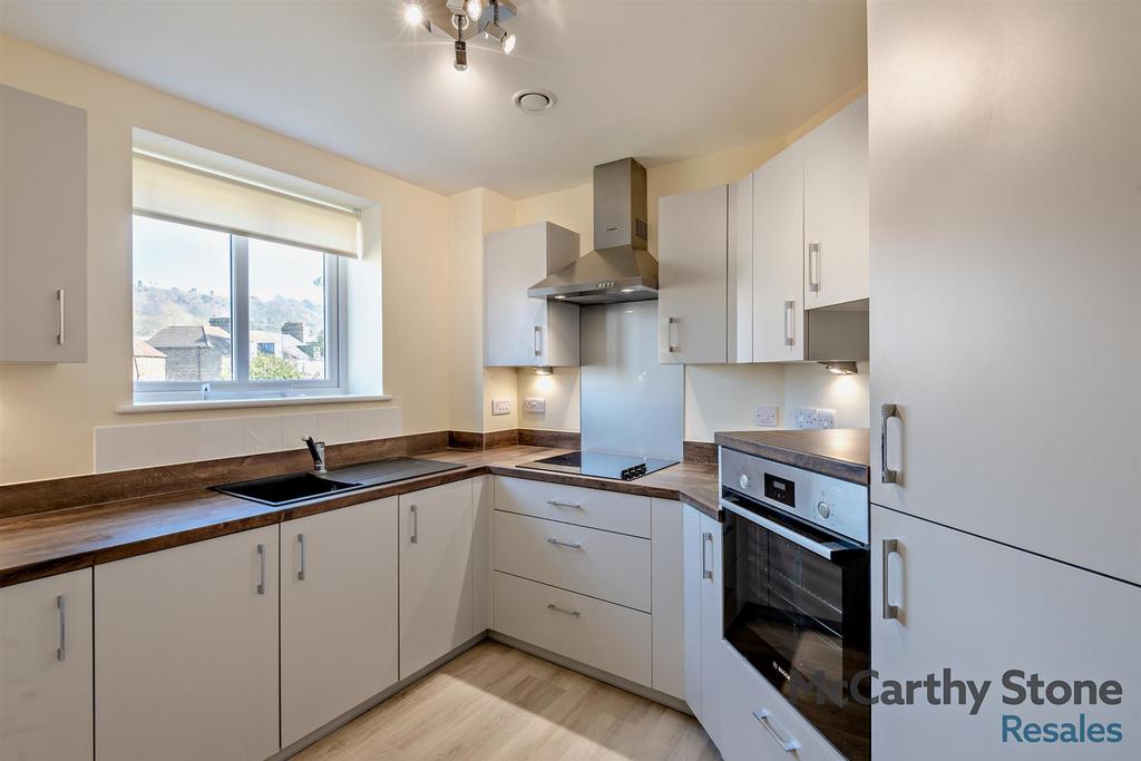 8638128-interior01-800.jpg