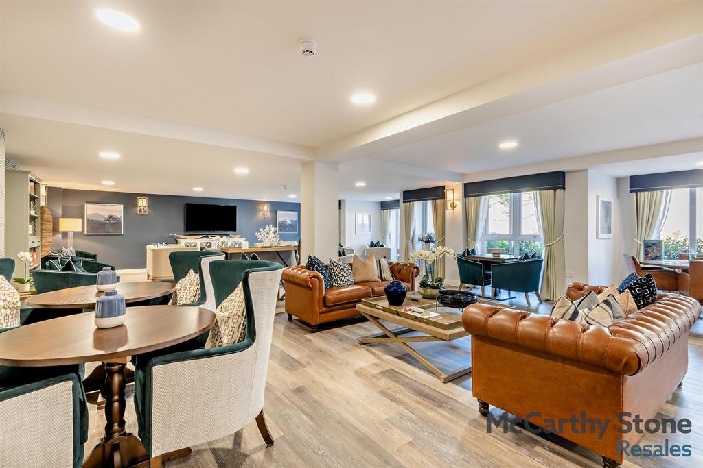 8638128-interior20-800.jpg