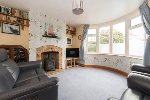 3 bedroom semi-detached house for sale, Douglas Avenue, Whitstable