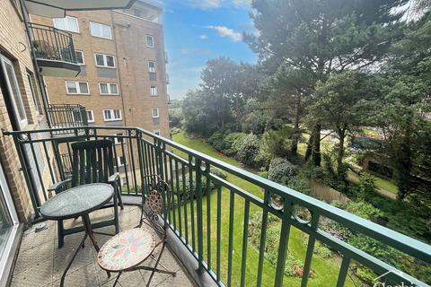 2 bedroom apartment for sale, Keverstone Court, Bournemouth, BH1 3