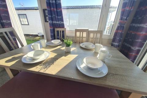 3 bedroom lodge for sale, St Osyth Beach And Martello Beach