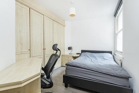 26 Rigault Road, London, SW6 4JL