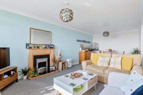 2 bedroom flat for sale, Brighton Road, Lancing