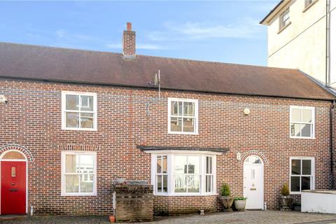 15 Angel Yard, Marlborough, SN8 1AG