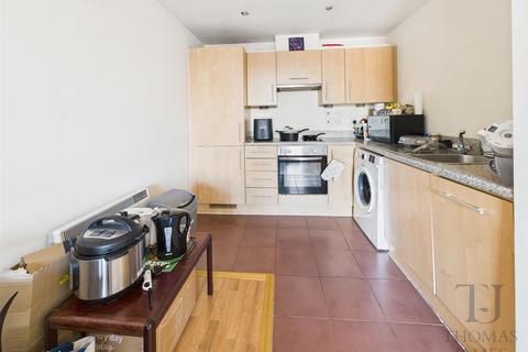 2 bedroom apartment for sale, Hicking Building, Queens Road, Nottingham