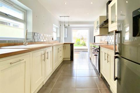 66 Kingston Road, Bristol, BS3 1DP