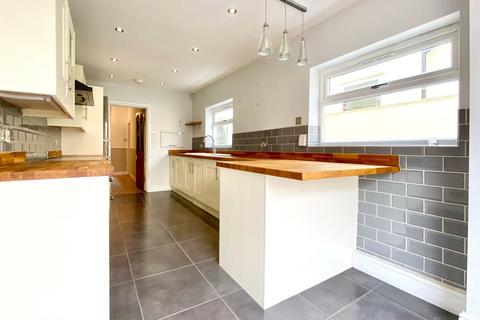 66 Kingston Road, Bristol, BS3 1DP