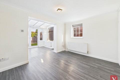 1 Buzzard Road, Luton, LU4 0UF