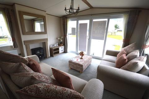 2 bedroom lodge for sale, Steeple Bay Holiday Park