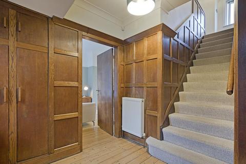53 Bolling Road, Ilkley, LS29 8QA