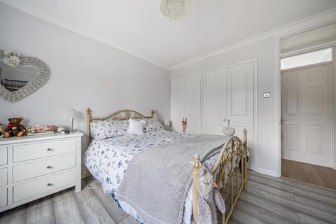 20 Broom Close, Calcot, Reading, RG31 4ZS
