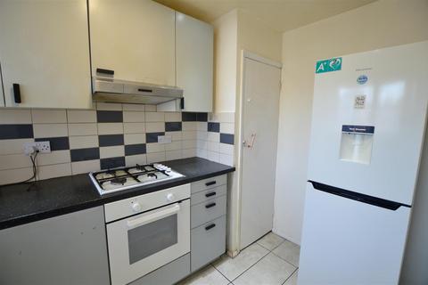 2 bedroom flat to rent, Slough