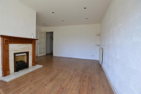 2 bedroom flat to rent, Slough