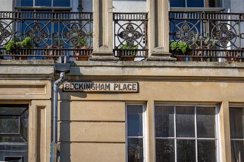 Basement Flat, 13 Buckingham Place, Clifton, Bristol, BS8 1LJ