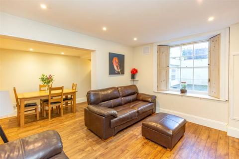 Basement Flat, 13 Buckingham Place, Clifton, Bristol, BS8 1LJ