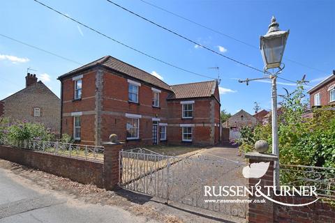 3 bedroom detached house for sale, High Street, Thetford IP26