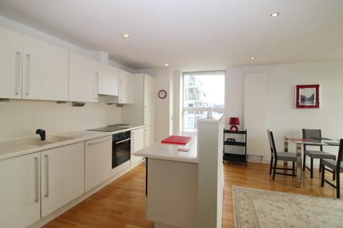 2 bedroom apartment for sale, N V Building, 96 The Quays, Salford, Lancashire, M50